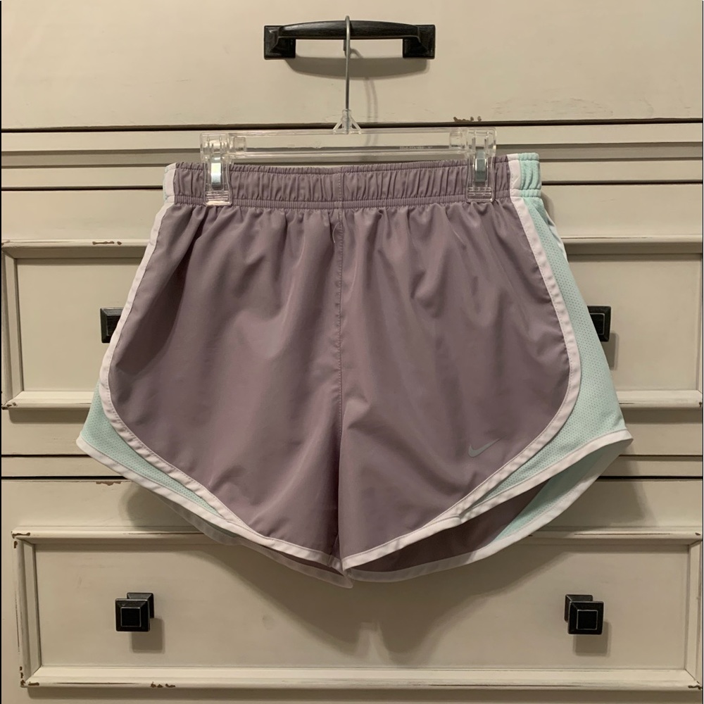 women’s nike shorts
